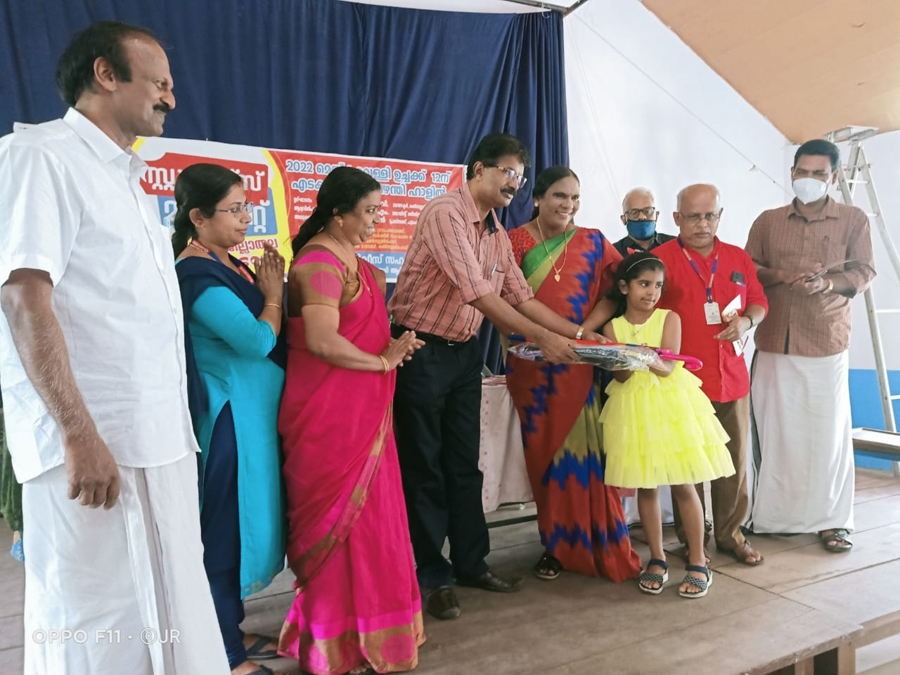 Consumerfed launches Students’ Markets in Trissur District on 06.05.2022 Consumerfed launches Students’ Markets in Trissur District on 06.05.2022